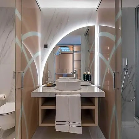 Melia Hotel 4*