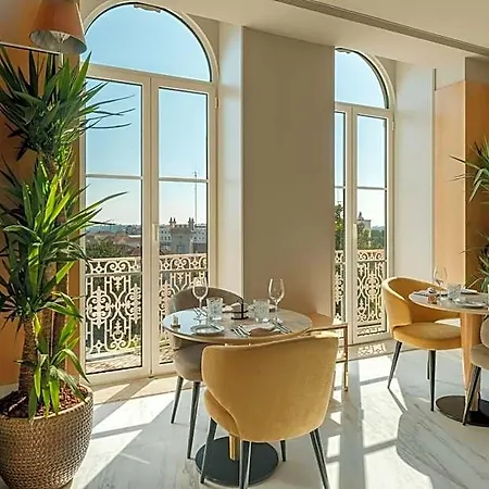 Meliá Hotel 4*